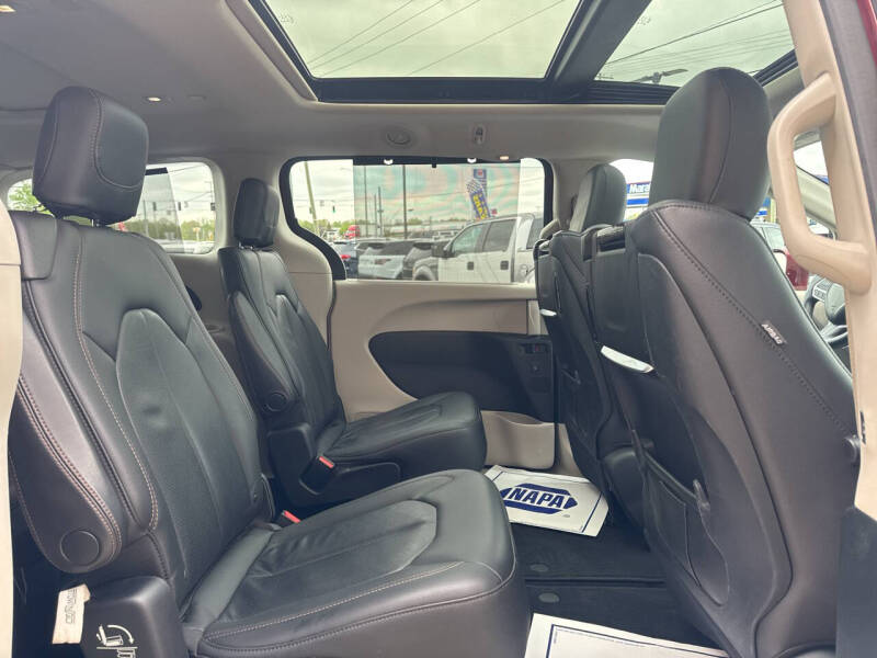 2018 Chrysler Pacifica Touring L Plus