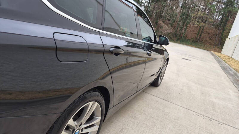 2017 BMW 3 Series 330i xDrive Gran Turismo