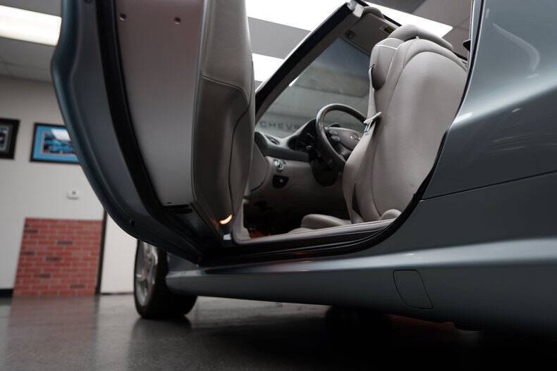 2004 Mercedes-Benz SL-Class SL 500