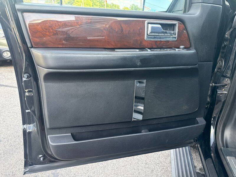 2017 Lincoln Navigator L Select