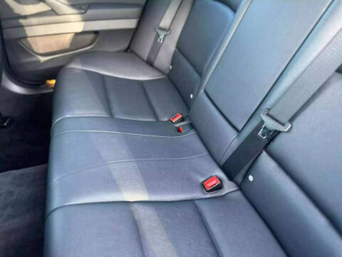 2012 BMW 5 Series 528i