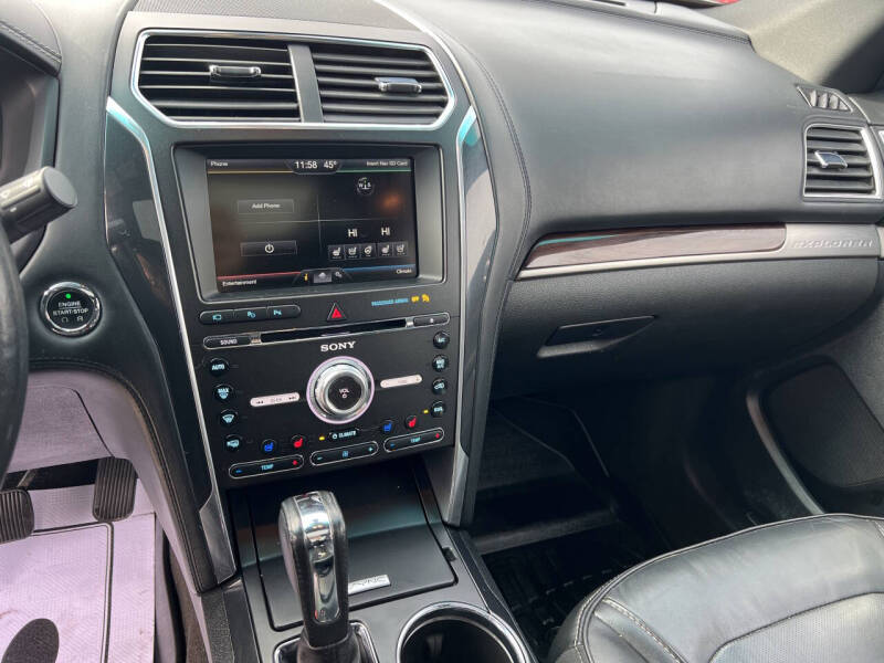 2016 Ford Explorer Platinum