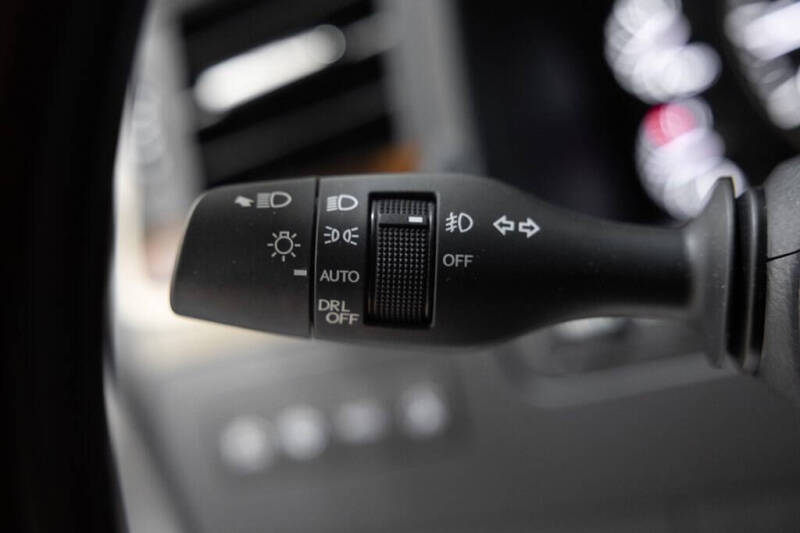 2021 Lexus LX 570 Three-Row