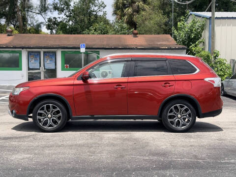 2015 Mitsubishi Outlander SE