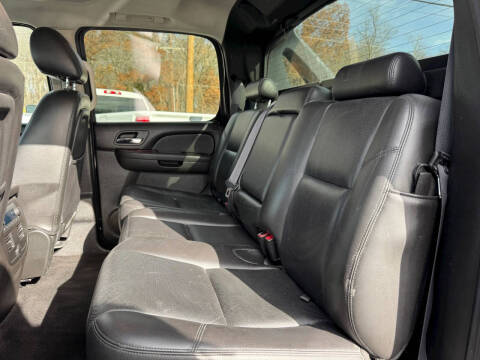 2011 Chevrolet Avalanche LTZ