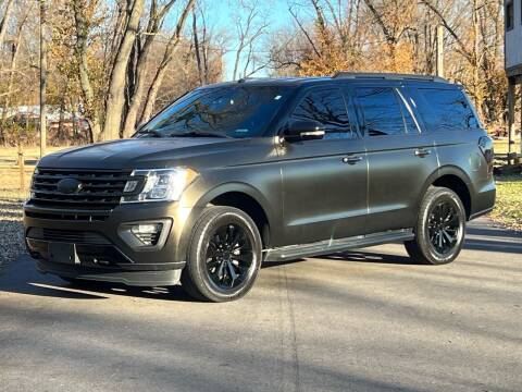 2019 Ford Expedition for sale at OVERDRIVE AUTO SALES, LLC. in Clarksville IN