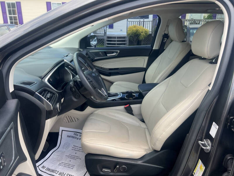 2018 Ford Edge Titanium