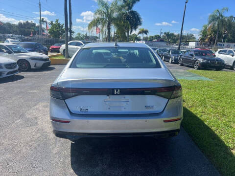 2025 Honda Accord Hybrid Touring