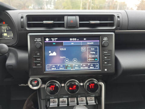 2025 Toyota GR86 Premium