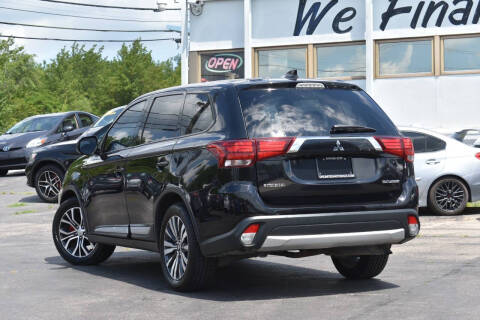 2018 Mitsubishi Outlander ES