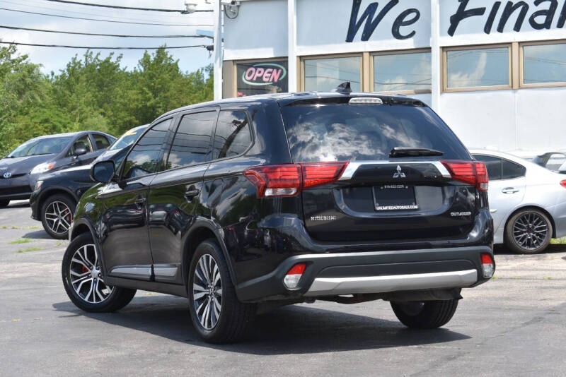 2018 Mitsubishi Outlander ES