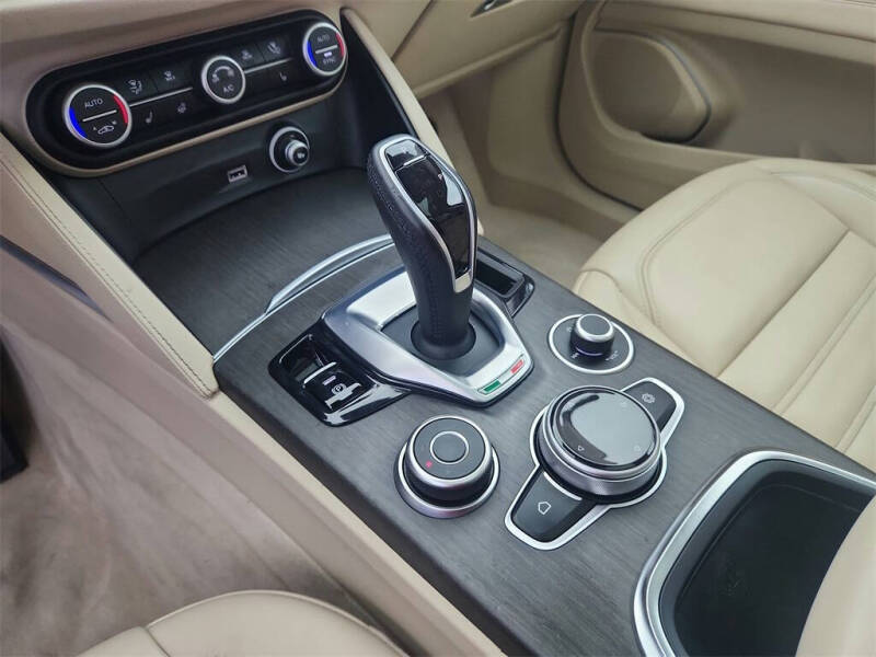 2020 Alfa Romeo Stelvio Ti