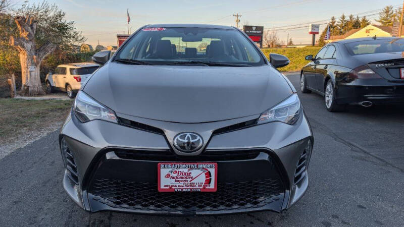 2018 Toyota Corolla SE photo 2