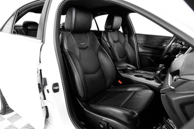 2023 Cadillac CT4 Premium Luxury