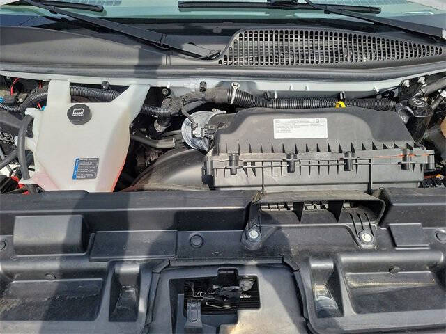 2022 GMC Savana 2500