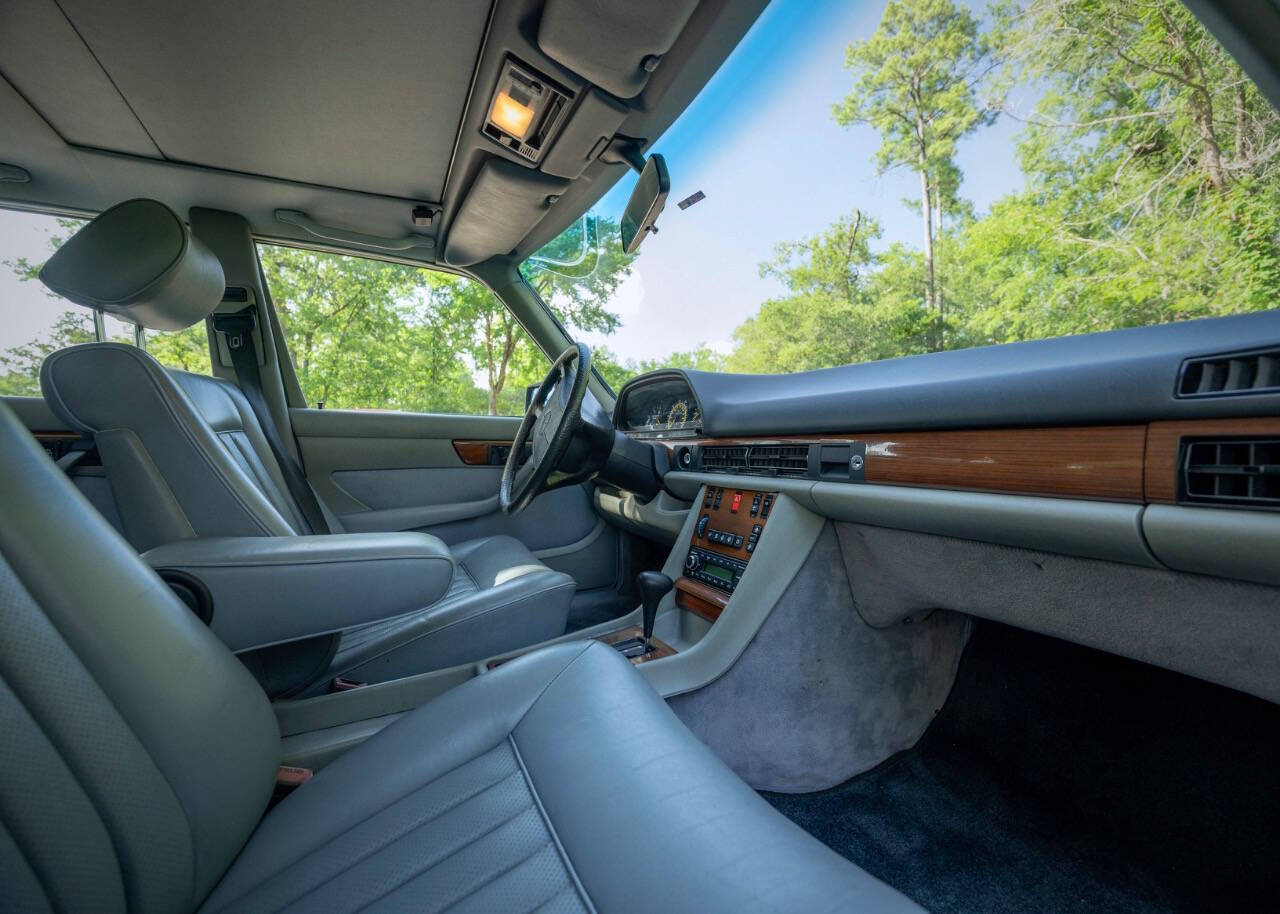1988 Mercedes-Benz 420-Class 43