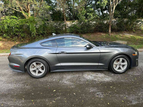 2021 Ford Mustang EcoBoost