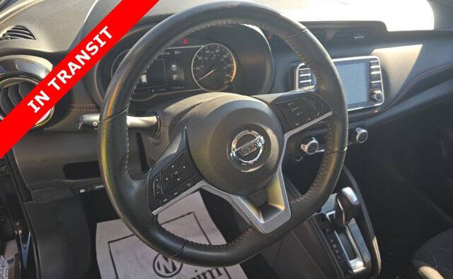 2020 Nissan Kicks SR