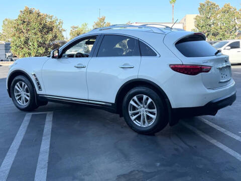 2013 Infiniti FX37