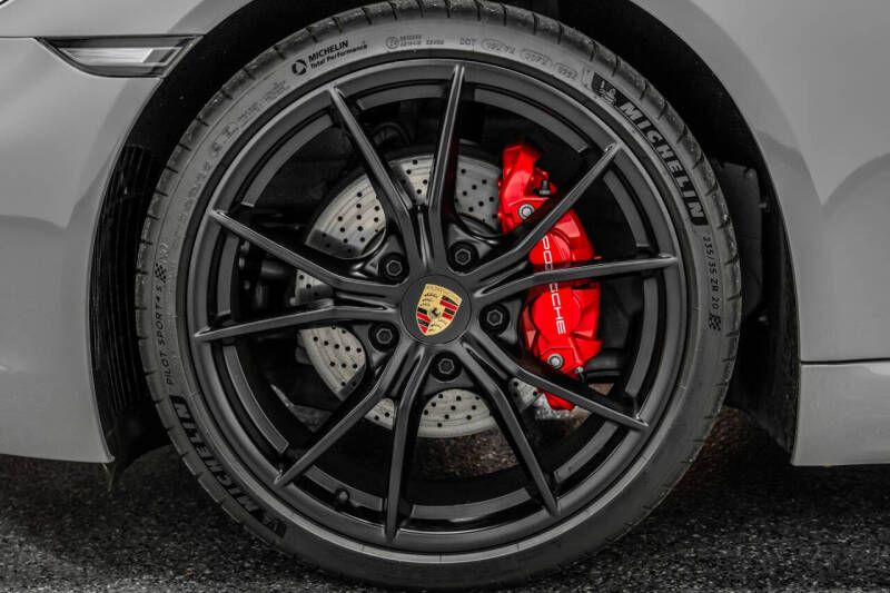 2025 Porsche 718 Cayman S