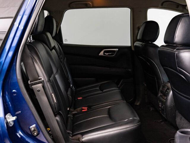 2018 Nissan Pathfinder SL
