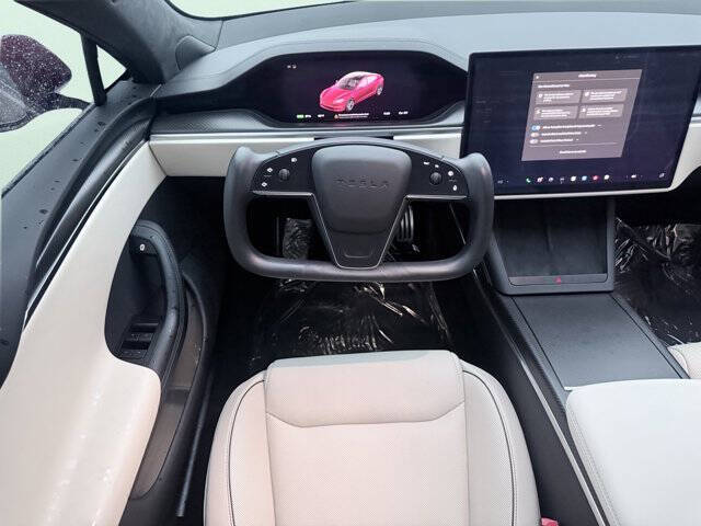 2023 Tesla Model S Plaid