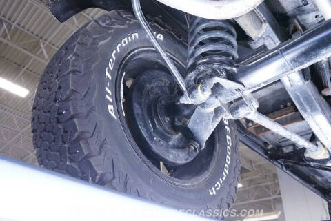 1984 Land Rover Defender