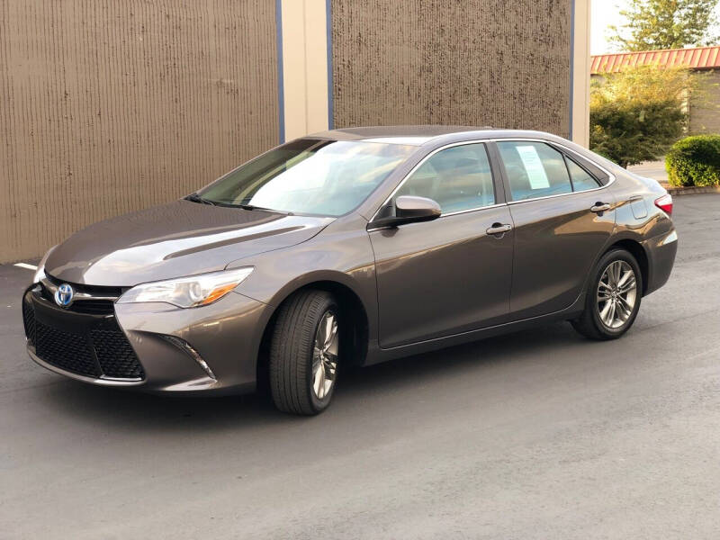 2017 Toyota Camry Hybrid for sale at Exelon Auto Sales in Auburn WA