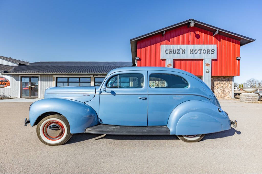 1940 Ford DELUXE V8 6