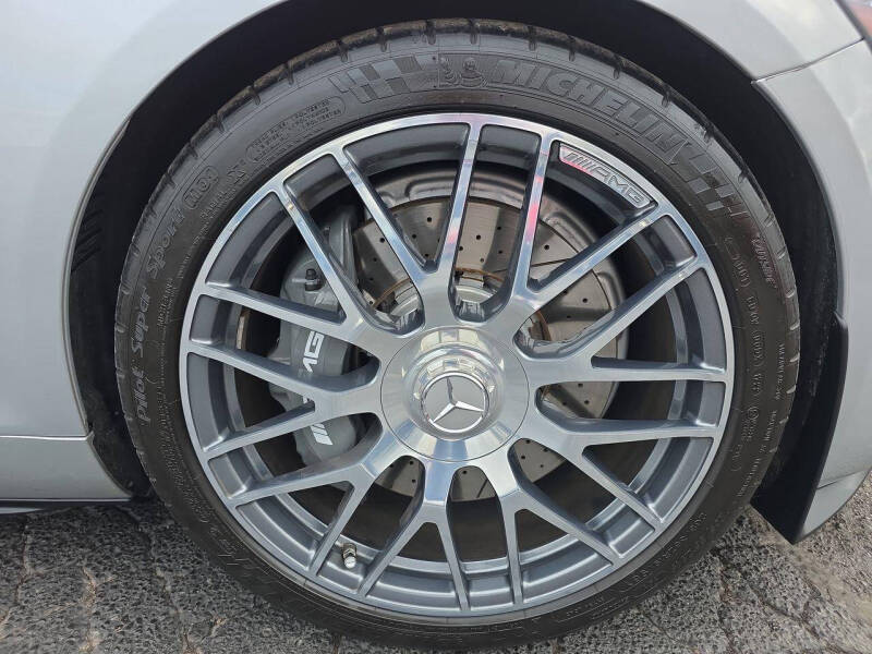 2017 Mercedes-Benz AMG GT