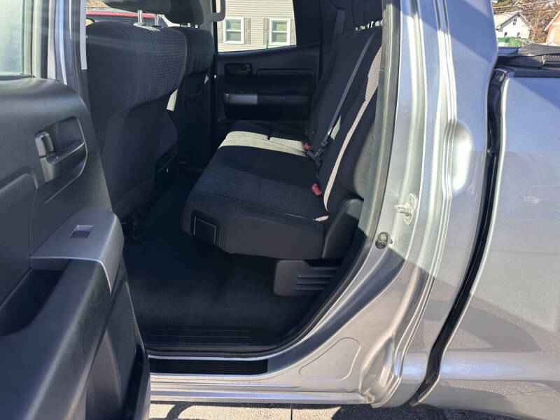 2011 Toyota Tundra Grade