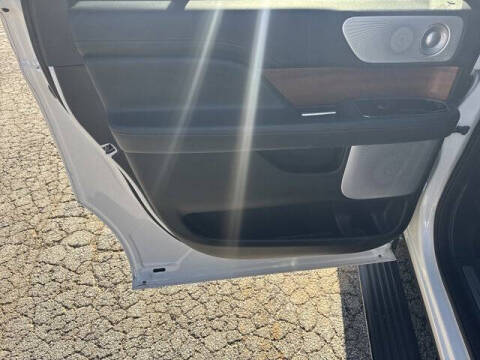 2022 Lincoln Navigator L Black Label