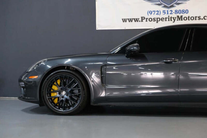 2018 Porsche Panamera Turbo Sport Turismo