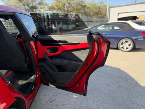 2023 Lamborghini Urus S