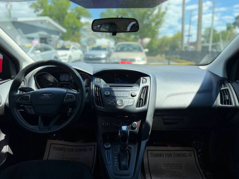 2015 Ford Focus SE