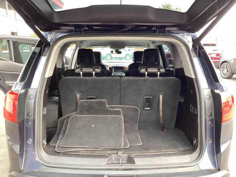 2019 GMC Acadia SLT-1