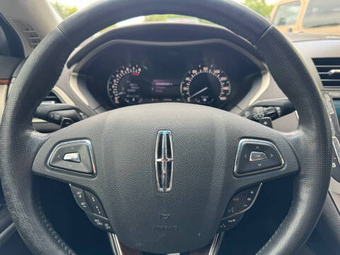 2013 Lincoln MKZ
