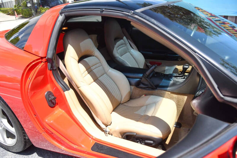 2004 Chevrolet Corvette