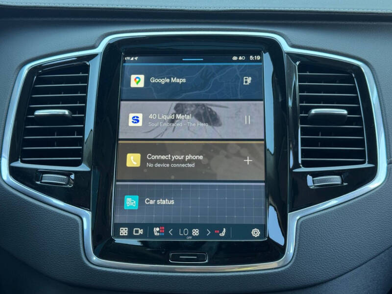 2023 Volvo XC90 Recharge T8 Ultimate Bright Theme 6P