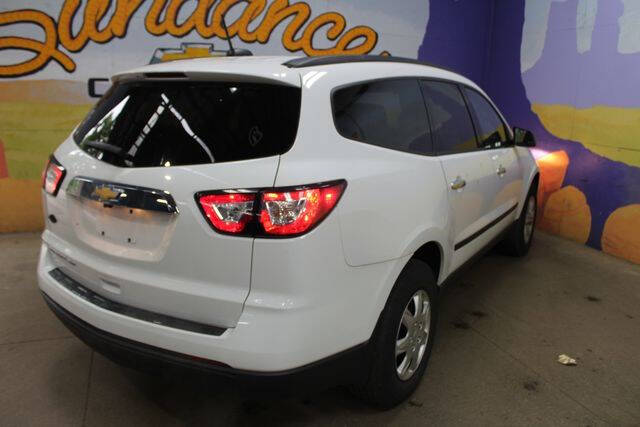 2017 Chevrolet Traverse LS
