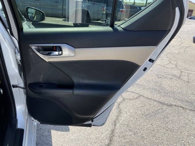 2017 Lexus CT 200h