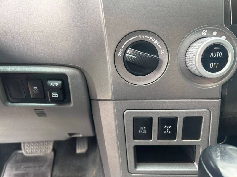 2015 Toyota Sequoia SR5