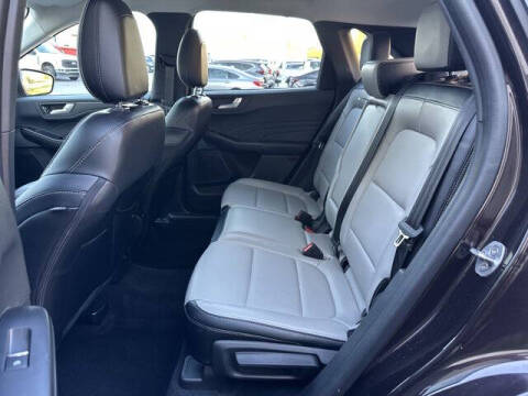 2023 Ford Escape Platinum