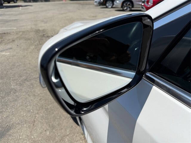 2022 BMW 5 Series 540i