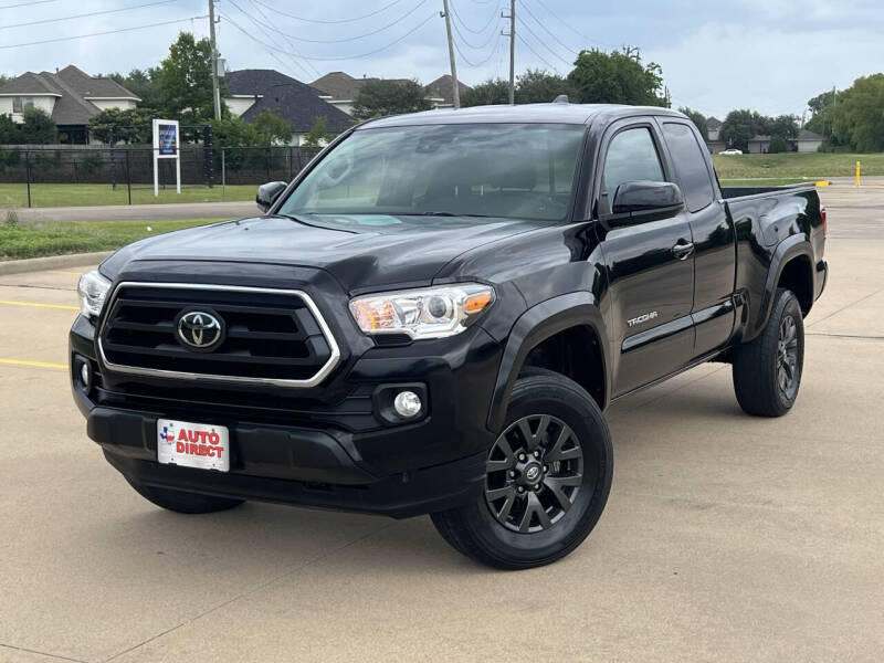2022 Toyota Tacoma SR5's photo