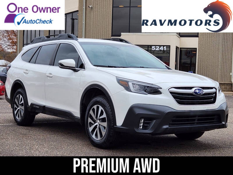 2020 Subaru Outback Premium's photo