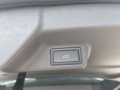 2025 Volkswagen ID. Buzz Pro S Plus