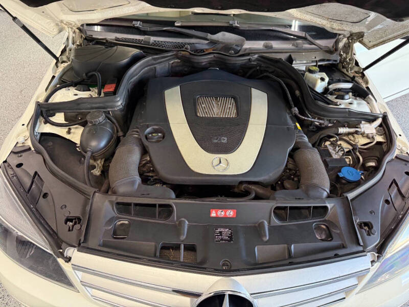 2011 Mercedes-Benz C-Class C 300 Sport