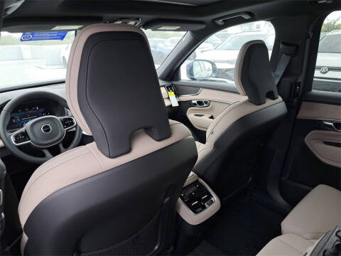 2026 Volvo XC90 B6 Core