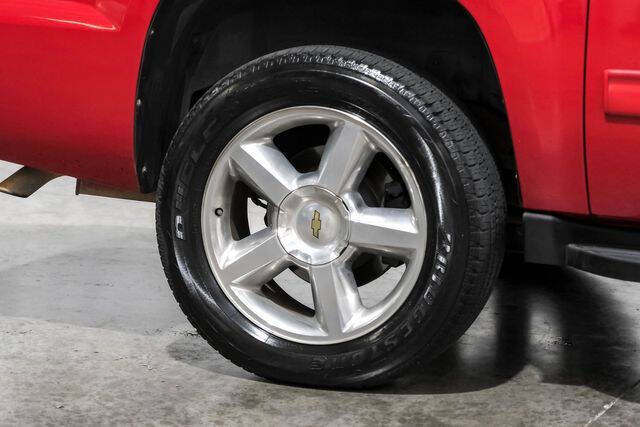 2011 Chevrolet Avalanche LS